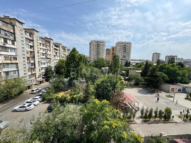 Satılır 4 otaqlı köhnə tikili 115 m², Azadlıq Prospekti m., photo 26 from 29