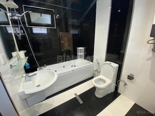 Сдаётся 2-комн. вторичка 75 м², м. Низами, photo 13 from 16