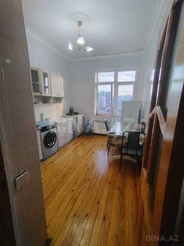 Сдаётся 2-комн. новостройка 70 м², м. 8 ноября, photo 8 from 12