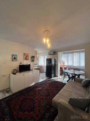 Satılır 2 otaqlı köhnə tikili 50 m², Yasamal r., photo 3 from 16