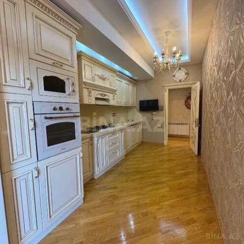 Продаётся 3-комн. новостройка 125 м², м. Элмляр Академиясы, photo 12 from 19