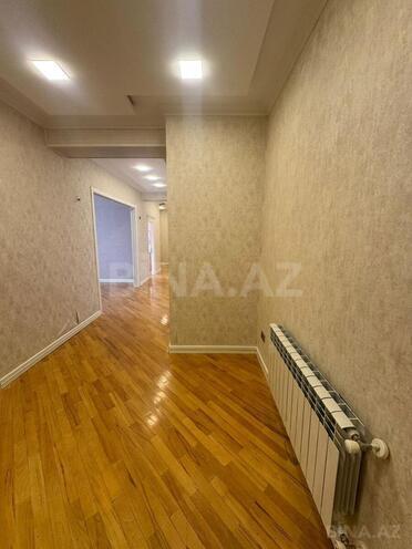 Сдаётся 3-комн. новостройка 140 м², м. Иншаатчылар, photo 13 from 18