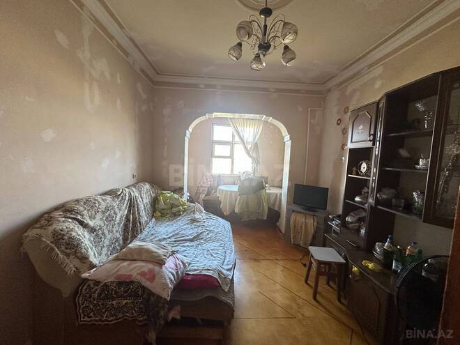Satılır 2 otaqlı köhnə tikili 67 m², Qara Qarayev m., photo 3 from 10