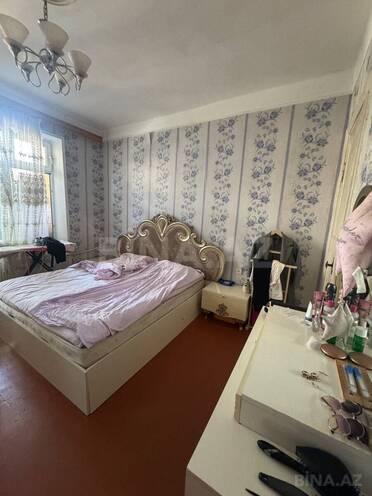 Продаётся 2-комн. вторичка 70 м², пос. Бакиханова, photo 1 from 9