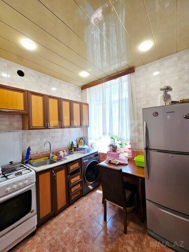 Продаётся 3-комн. вторичка 95 м², м. Кара Караев, photo 9 from 11