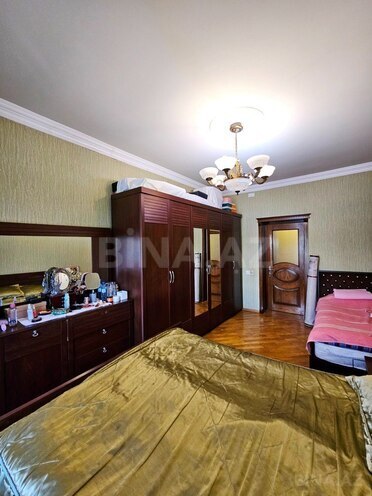 Продаётся 3-комн. вторичка 95 м², м. Кара Караев, photo 6 from 11