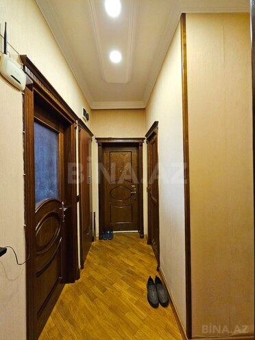 Продаётся 3-комн. вторичка 95 м², м. Кара Караев, photo 8 from 11