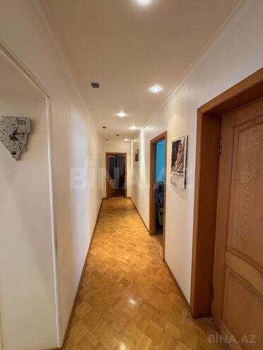 Продаётся 4-комн. вторичка 130 м², м. Элмляр Академиясы, photo 4 from 18