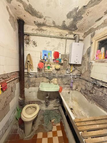 Satılır 2 otaqlı köhnə tikili 42 m², Elmlər Akademiyası m., photo 8 from 14