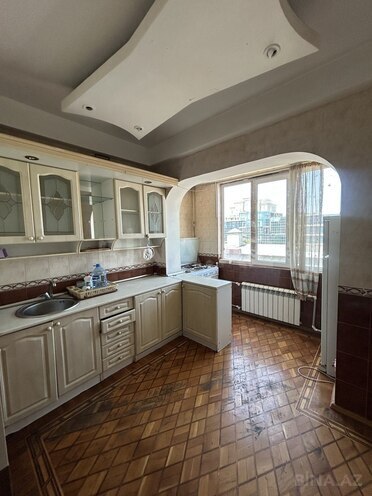 İcarəyə verilir 2 otaqlı köhnə tikili 65 m², Azadlıq Prospekti m., photo 17 from 21