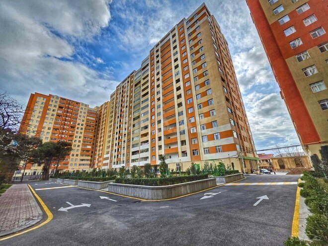 Продаётся 3-комн. новостройка 119 м², м. Кара Караев, photo 1 from 25