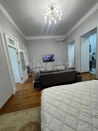 Сдаётся 2-комн. вторичка 80 м², м. Сахил, photo 6 from 28