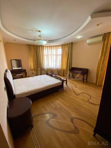 İcarəyə verilir 4 otaqlı yeni tikili 240 m², 28 May m., photo 23 from 32