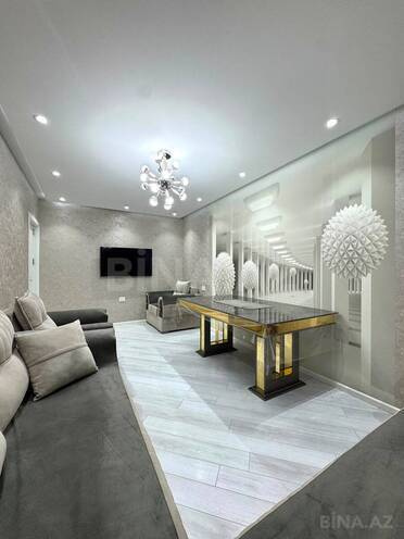 Продаётся 3-комн. вторичка 80 м², м. Ази Асланов, photo 3 from 15