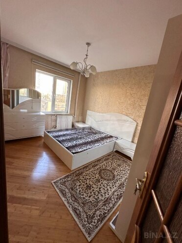 Продаётся 2-комн. вторичка 75 м², м. Элмляр Академиясы, photo 5 from 10
