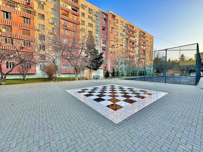 Продаётся 2-комн. вторичка 60 м², м. Кара Караев, photo 1 from 22