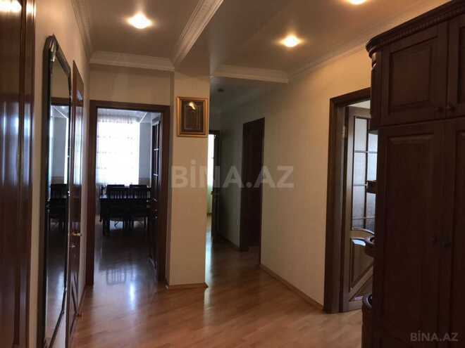 Сдаётся 3-комн. новостройка 120 м², м. Низами, photo 8 from 16