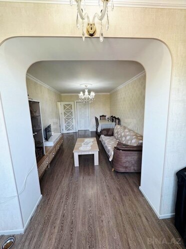 Satılır 3 otaqlı köhnə tikili 75 m², Qara Qarayev m., photo 15 from 20