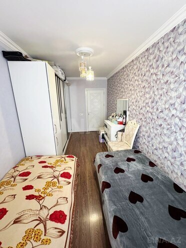 Satılır 3 otaqlı köhnə tikili 75 m², Qara Qarayev m., photo 13 from 20