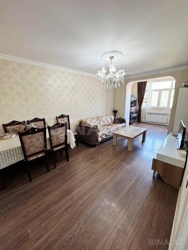 Satılır 3 otaqlı köhnə tikili 75 m², Qara Qarayev m., photo 14 from 20