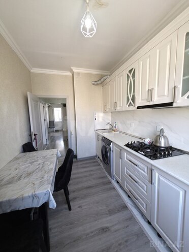 Satılır 4 otaqlı köhnə tikili 100 m², Bakıxanov q., photo 13 from 31