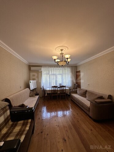 Satılır 2 otaqlı köhnə tikili 65 m², photo 1 from 14