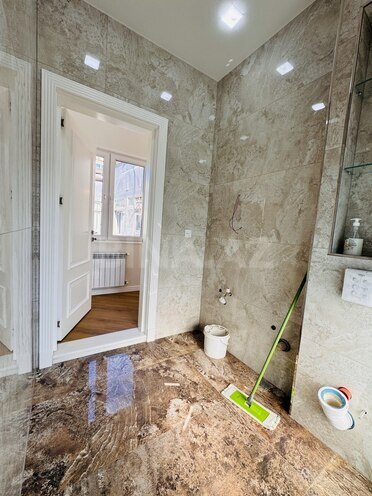 Satılır 3 otaqlı köhnə tikili 96 m², Sahil m., photo 19 from 21