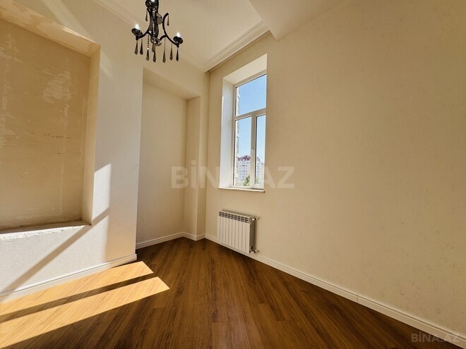 Satılır 3 otaqlı köhnə tikili 96 m², Sahil m., photo 13 from 21