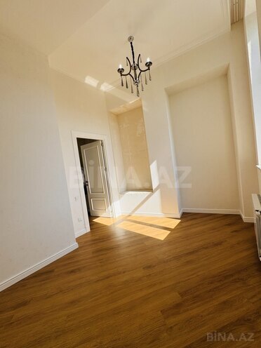 Satılır 3 otaqlı köhnə tikili 96 m², Sahil m., photo 12 from 21