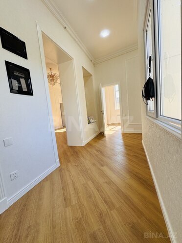 Satılır 3 otaqlı köhnə tikili 96 m², Sahil m., photo 1 from 21