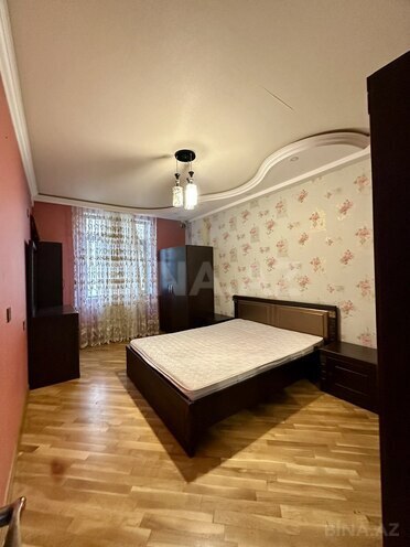 Сдаётся 3-комн. новостройка 80 м², Абшеронcкий  р., photo 8 from 19
