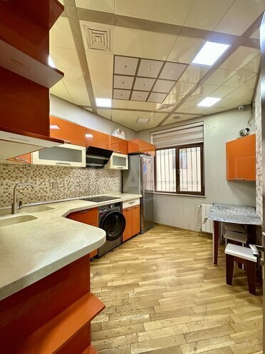 Сдаётся 3-комн. новостройка 80 м², Абшеронcкий  р., photo 9 from 19