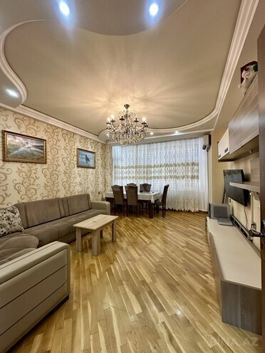 Сдаётся 3-комн. новостройка 80 м², Абшеронcкий  р., photo 5 from 19
