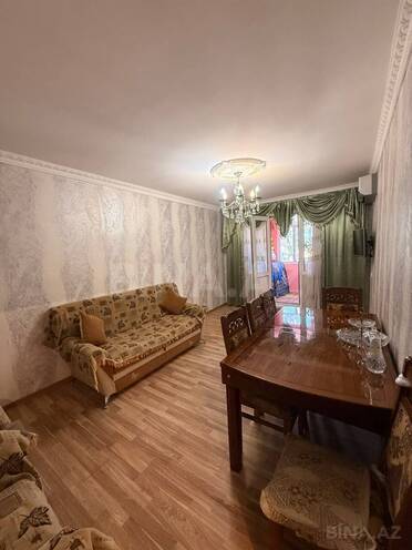 Satılır 3 otaqlı köhnə tikili 65 m², Binə q., photo 3 from 13