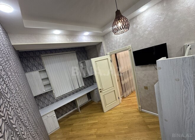 Сдаётся 3-комн. новостройка 72 м², м. Иншаатчылар, photo 11 from 20