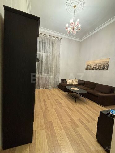 Сдаётся 3-комн. вторичка 80 м², м. Ичеришехер, photo 3 from 16