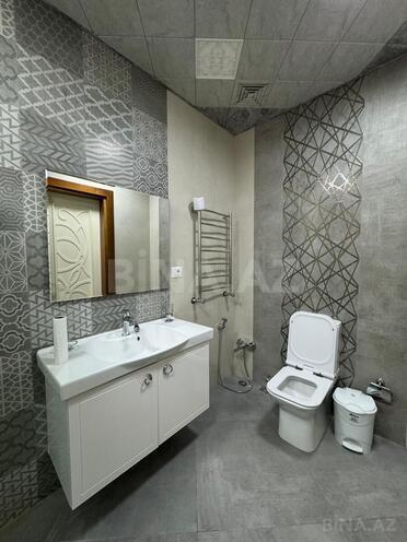 Сдаётся 3-комн. новостройка 140 м², м. Низами, photo 19 from 21