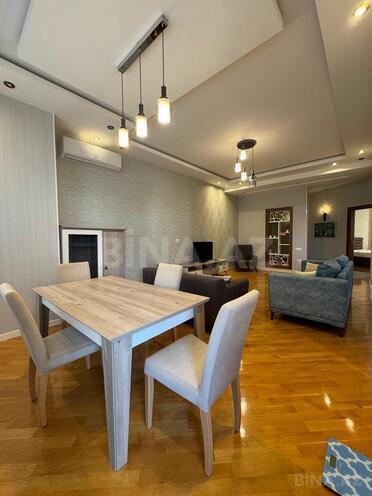 Сдаётся 3-комн. новостройка 140 м², м. Низами, photo 3 from 21