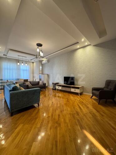 Сдаётся 3-комн. новостройка 140 м², м. Низами, photo 4 from 21