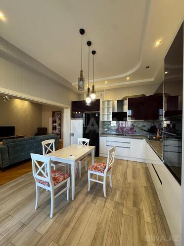 Сдаётся 3-комн. новостройка 140 м², м. Низами, photo 6 from 21