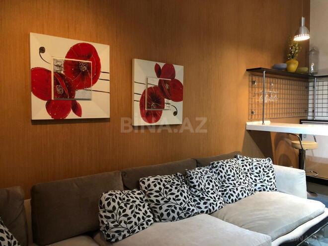 Сдаётся 3-комн. вторичка 90 м², м. Ичеришехер, photo 1 from 14