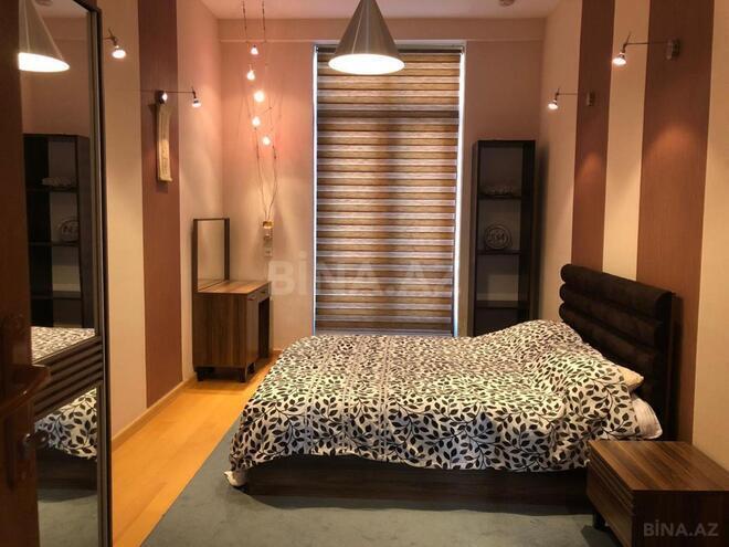 Сдаётся 3-комн. вторичка 90 м², м. Ичеришехер, photo 6 from 14