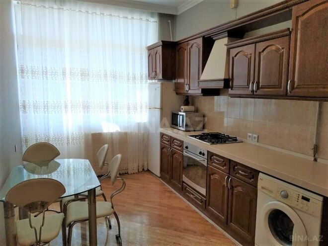 Сдаётся 2-комн. новостройка 110 м², м. Низами, photo 10 from 16