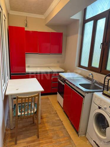 İcarəyə verilir 2 otaqlı köhnə tikili 65 m², Koroğlu m., photo 8 from 10