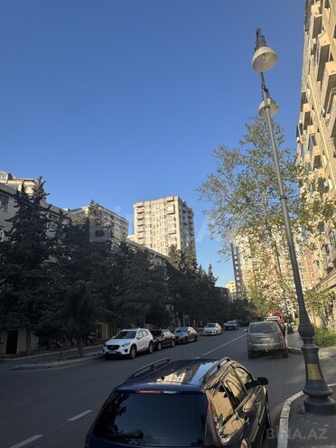 Satılır 2 otaqlı köhnə tikili 35 m², Elmlər Akademiyası m., photo 11 from 12
