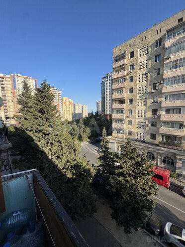Satılır 2 otaqlı köhnə tikili 35 m², Elmlər Akademiyası m., photo 7 from 12
