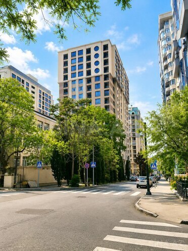 Продаётся 2-комн. новостройка 64 м², Насиминский  р., photo 1 from 26