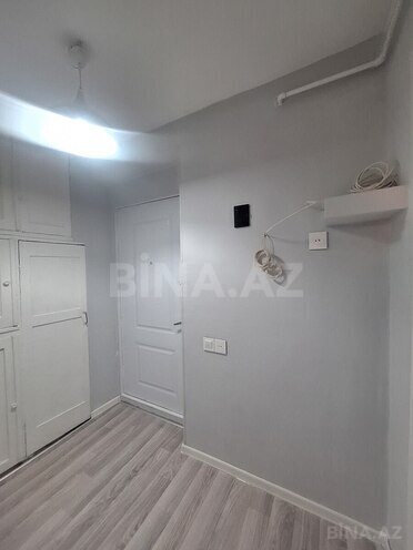 Satılır 1 otaqlı köhnə tikili 35 m², İnşaatçılar m., photo 17 from 26