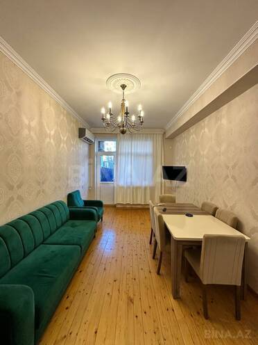 Satılır 2 otaqlı yeni tikili 70 m², Xalqlar Dostluğu m., photo 1 from 14