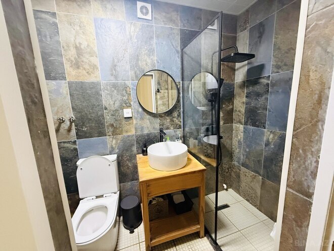 Satılır 2 otaqlı köhnə tikili 78 m², Nəsimi r., photo 11 from 12